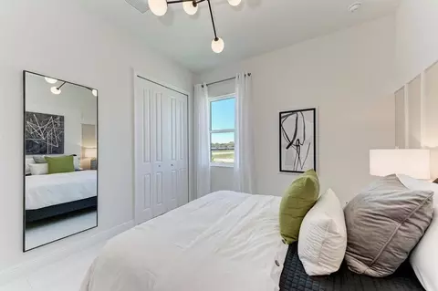 Bedroom - 4108 Sea Marsh Pl, Parrish, FL 34219 photo 8 of 11