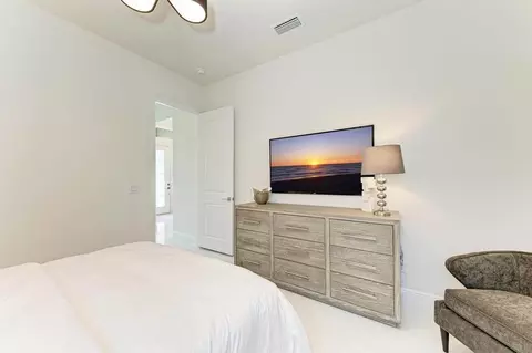 Bedroom - 4108 Sea Marsh Pl, Parrish, FL 34219 photo 6 of 11