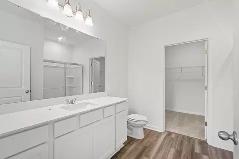 Bath - 134 Linares St, Loris, SC 29569 photo 2 of 3