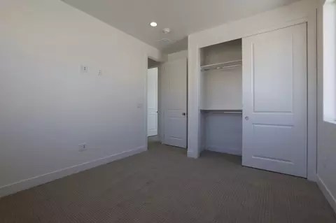 Bedroom - 52 E Dakar Ln, Saint George, UT 84790 photo 6 of 8