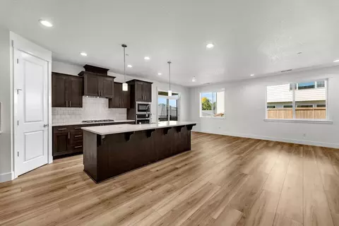 5288 N 93rd Ave, Camas, WA 98607
