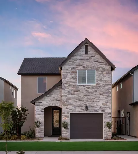 Exterior - 2388 Brehler Ave, Sanger, CA 93657 photo 2 of 4