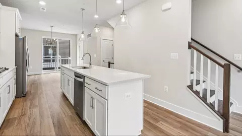 Entry Way - 2729 Light St, Baltimore, MD 21230 photo 2 of 7