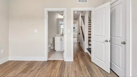 Entry Way - 2729 Light St, Baltimore, MD 21230 photo 4 of 7