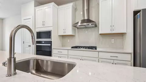 Kitchen - 2729 Light St, Baltimore, MD 21230 photo 2 of 10