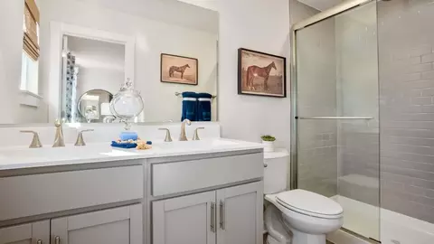 Bath - 54 Sumter Ave - Model, Ranson, WV 25438 photo 4 of 6