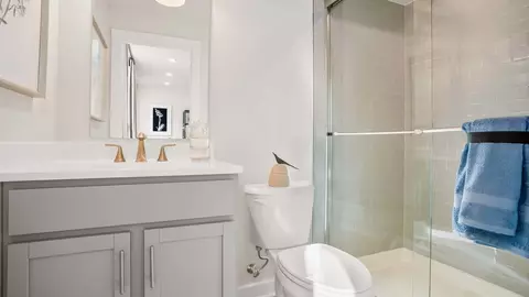 Bath - 54 Sumter Ave - Model, Ranson, WV 25438 photo 6 of 6