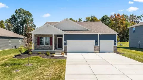 7107 Caledonian Ave, Huber Heights, OH 45424