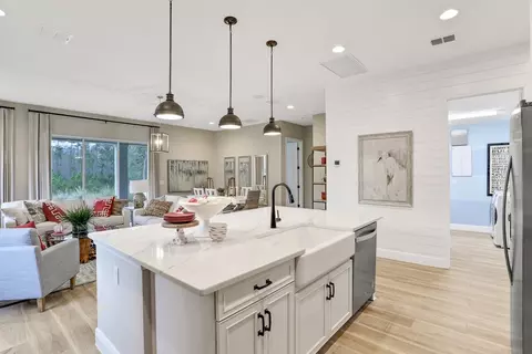 Kitchen - 6406 Rover Way, Saint Cloud, FL 34771 photo 5 of 7