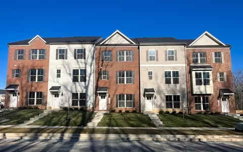 16629 Aruba Dr, Accokeek, MD 20607