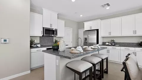 Kitchen - 36634 Altisima Dr, Winchester, CA 92596 photo 1 of 3