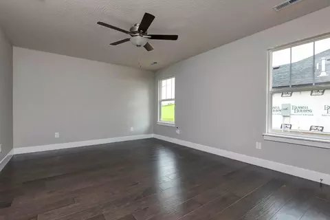 Bedroom - 1917 Wellington Dr, Ozark, MO 65721 photo 2 of 3