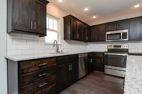 Kitchen - 1917 Wellington Dr, Ozark, MO 65721 photo 2 of 2