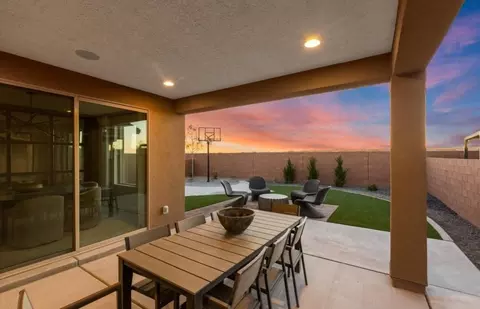 2012 Janet Way NE, Rio Rancho, NM 87144