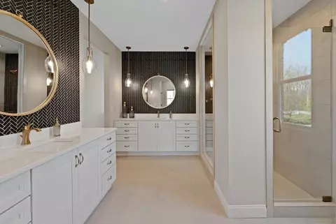 Bath - 1726 Ledgestone Way, Hebron, KY 41048 photo 5 of 5