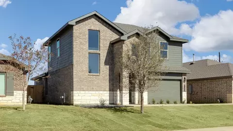 Exterior - 7304 9th St, Lubbock, TX 79416 photo 5 of 7