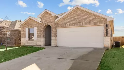 Exterior - 7304 9th St, Lubbock, TX 79416 photo 2 of 7