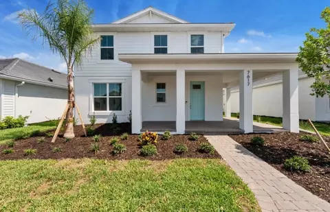 8235 Reflection Pkwy, Bradenton, FL 34210