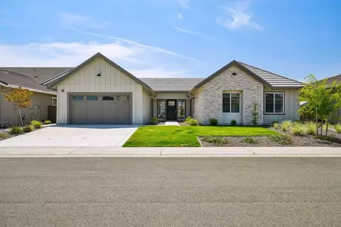 5214 Turnberry Dr, Lincoln, CA 95648