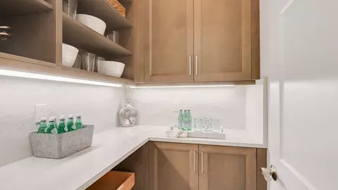 Kitchen - 6770 SE Haven Ln, Stuart, FL 34997 photo 5 of 14