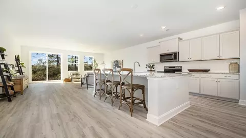 Kitchen - 1043 Bear Bone Dr, Conway, SC 29526 photo 3 of 4