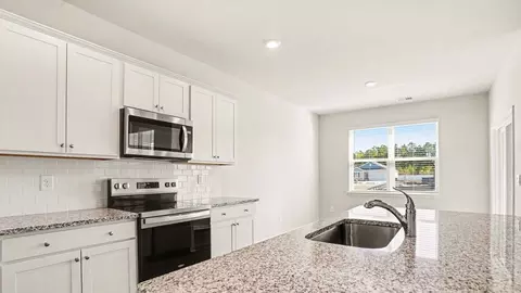 Kitchen - 1043 Bear Bone Dr, Conway, SC 29526 photo 2 of 4