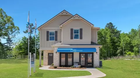 2559 Stokes Dr, Opelika, AL 36804