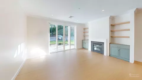 Living - 1 Longview Dr UNIT 103, Atkinson, NH 03811 photo 1 of 1