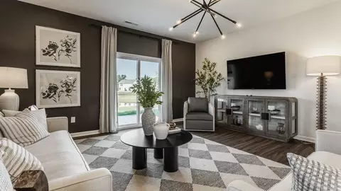 Living - 1586 Goodnight Dr, Arcadia, IN 46030 photo 6 of 8
