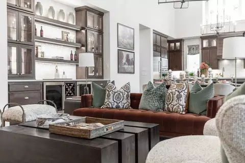 Living - 2113 Tupelo Trl, Argyle, TX 76226 photo 8 of 14