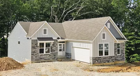 6886 Green Isle Ln, Union, KY 41091