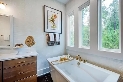 Bath - 8624 Heron View Dr, Wake Forest, NC 27587 photo 3 of 11