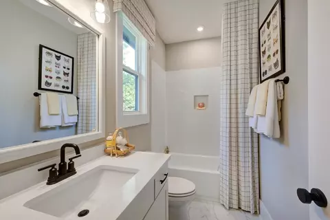 Bath - 8624 Heron View Dr, Wake Forest, NC 27587 photo 5 of 11