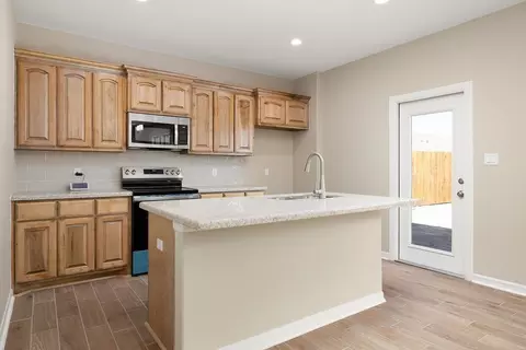 Kitchen - 5101 Carambola Ln, Laredo, TX 78046 photo 1 of 3