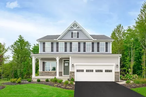 1105 Oak Bend Rd, Sandwich, IL 60548