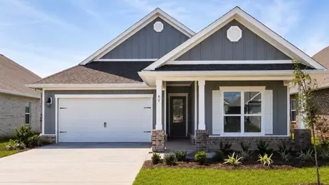 91 Gray Owl Dr E, Freeport, FL 32439