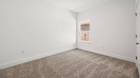 Bedroom - 91 Gray Owl Dr E, Freeport, FL 32439 photo 7 of 9