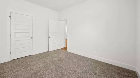 Bedroom - 91 Gray Owl Dr E, Freeport, FL 32439 photo 3 of 9