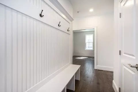 Entry Way - 45 Pratt Ave, Bridgewater, MA 02324 photo 2 of 8