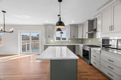 Kitchen - 45 Pratt Ave, Bridgewater, MA 02324 photo 5 of 5