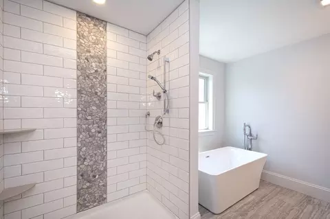 Bath - 45 Pratt Ave, Bridgewater, MA 02324 photo 2 of 4