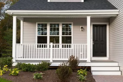 Exterior - 45 Pratt Ave, Bridgewater, MA 02324 photo 8 of 10