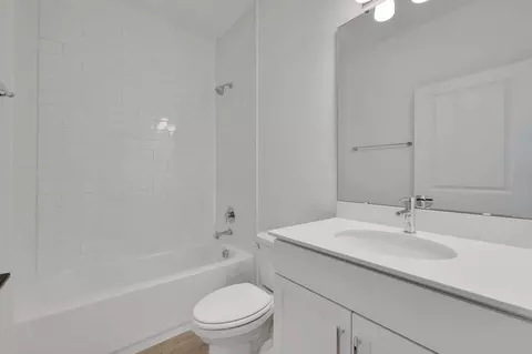 Bath - 3161 Gadwall Rd, Orange Park, FL 32073 photo 2 of 2