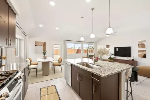 Kitchen - 245 Eagle View Ln, Commerce, TX 75428 photo 5 of 6