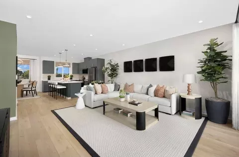 105 S Laxore St UNIT 503, Anaheim, CA 92804