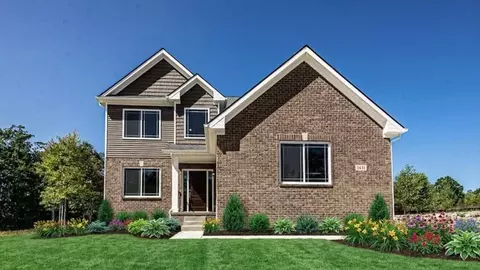 Exterior - 930 E Drahner Rd, Oxford, MI 48371 photo 2 of 10