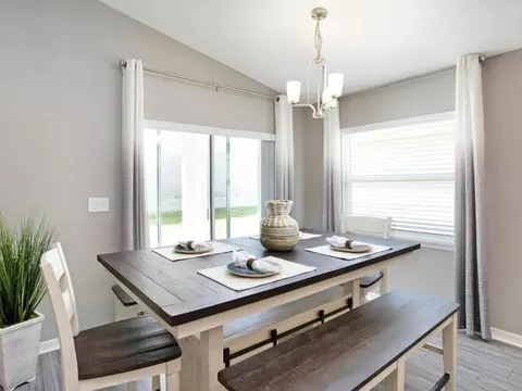 Dining - 7681 SE 113th Pl, Belleview, FL 34420 photo 1 of 1