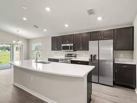 Kitchen - 7681 SE 113th Pl, Belleview, FL 34420 photo 1 of 4