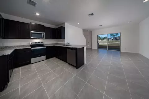 Kitchen - 2412 Wild Horse Way, Eustis, FL 32726 photo 1 of 7