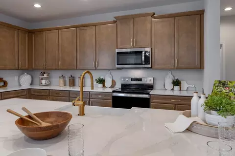 Kitchen - 1898 Cornell Rd, Saint Cloud, FL 34771 photo 5 of 6